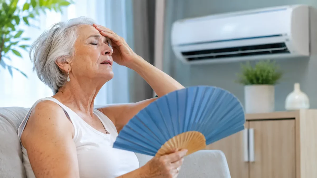 Seniors : la climatisation protège-t-elle vraiment des coups de chaleur ?